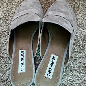 Steve Madden Light Gray Suede Mules